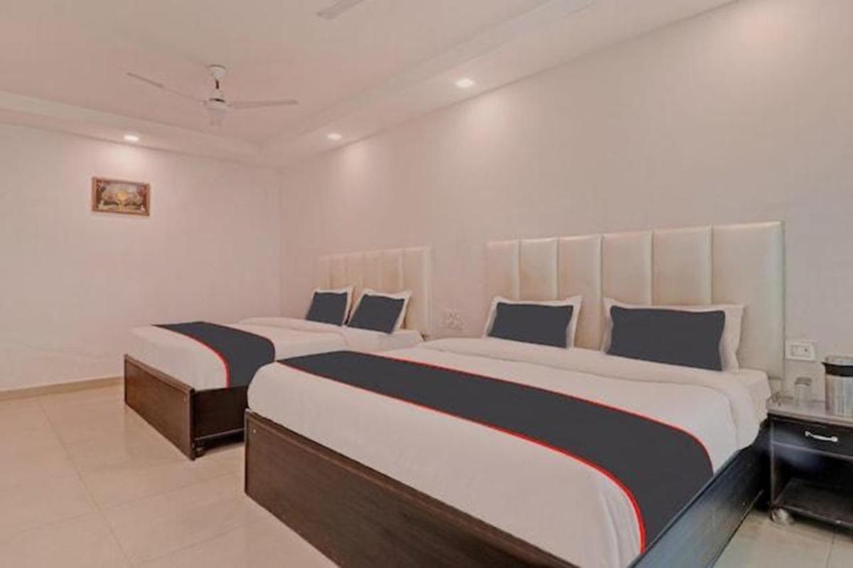 Hotel Amishi Raiwala Exterior photo